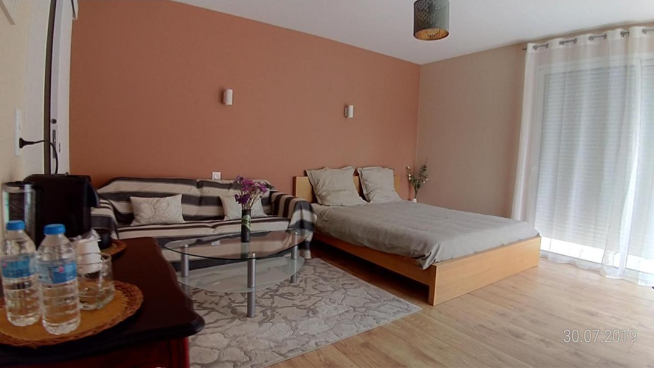 Les 3 Provinces Bed and Breakfast Couffy Buitenkant foto